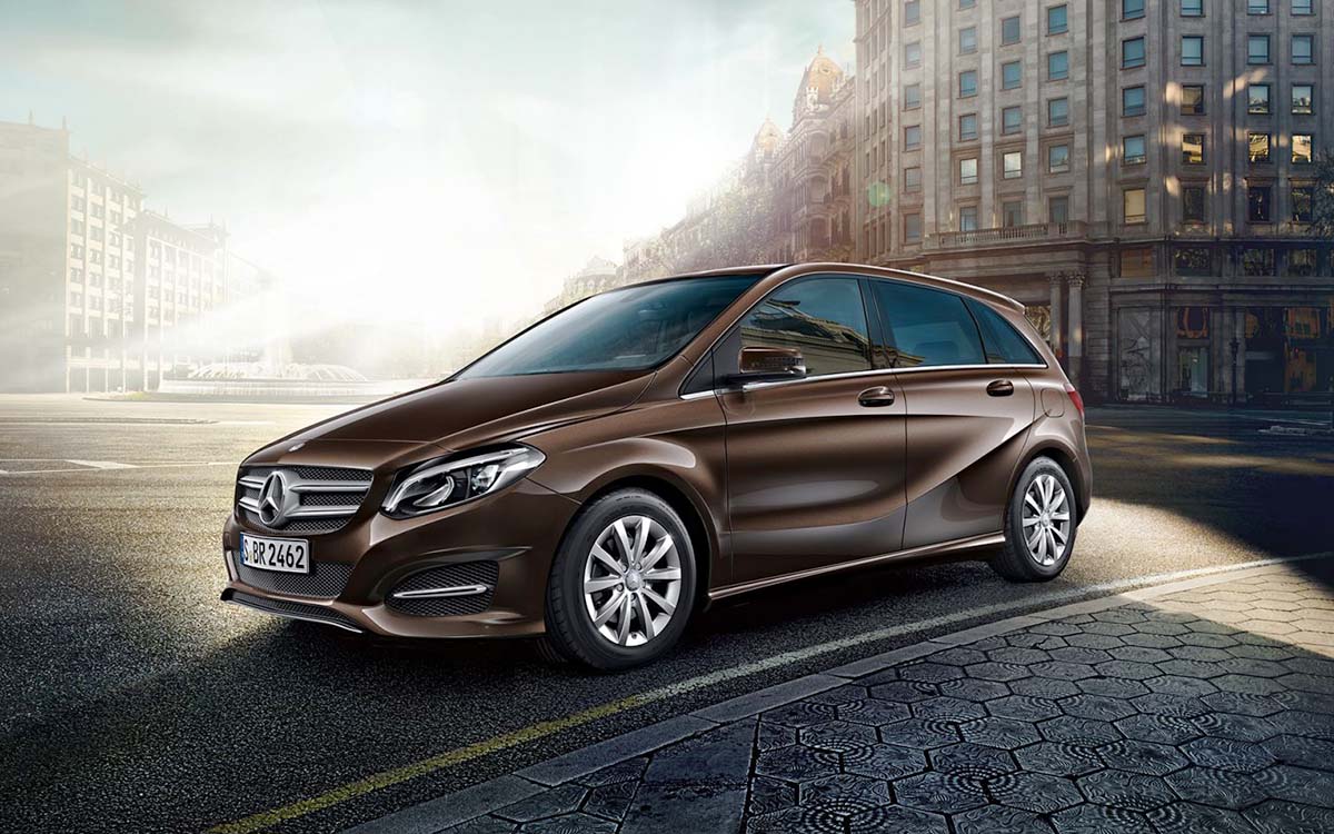 1 b class. Мерс хэтчбек 2015. Mercedes Benz clase b 250 e. Мерседес хэтчбек 2015. Мерседес хэтчбек 4вд.